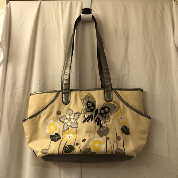 GUC Purse with butterfly accents. - Picture 1 of 8